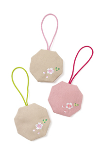 季節の提案商品「匂い袋　さくら　八角形」