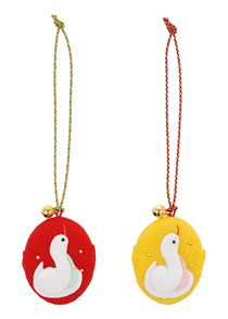 季節の提案商品「香りの根付　巳」