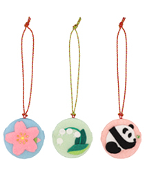 季節の提案商品「香りの根付　桜／すずらん／パンダ」